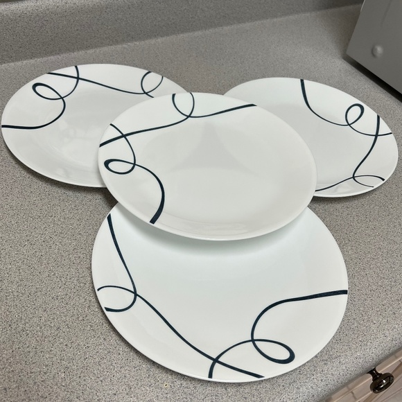 Corelle Dining Set Of 4 Corelle Dinner Plates White Blue Swirls